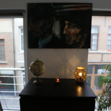 Apartamento Studio 200 Meters From Central Station Amberes Exterior foto