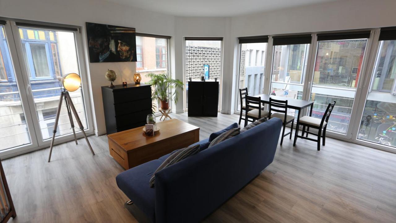 Apartamento Studio 200 Meters From Central Station Amberes Exterior foto