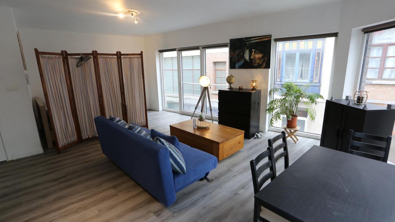 Apartamento Studio 200 Meters From Central Station Amberes Exterior foto