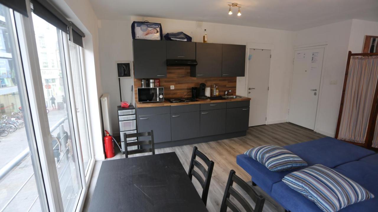 Apartamento Studio 200 Meters From Central Station Amberes Exterior foto