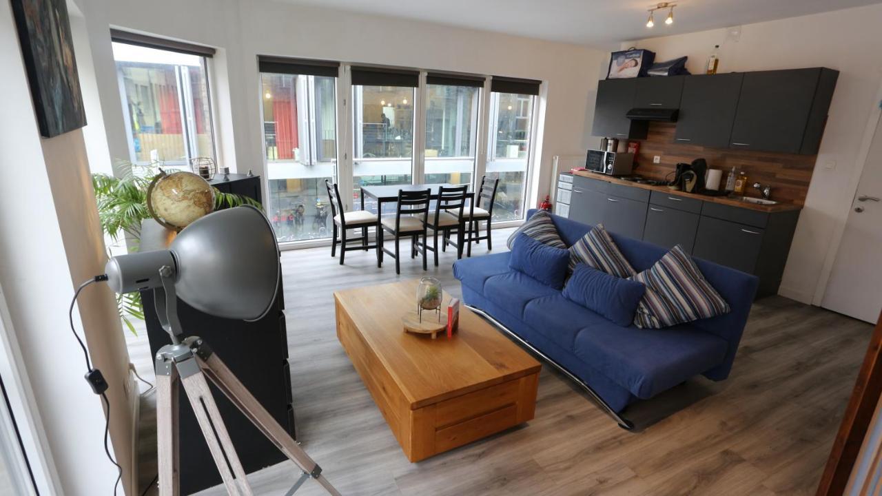 Apartamento Studio 200 Meters From Central Station Amberes Exterior foto