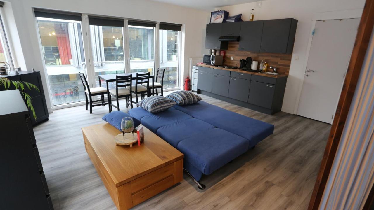 Apartamento Studio 200 Meters From Central Station Amberes Exterior foto